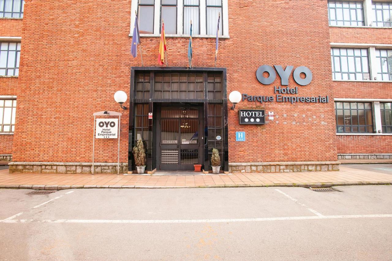 Oyo Hotel Parque Empresarial أفيليس المظهر الخارجي الصورة