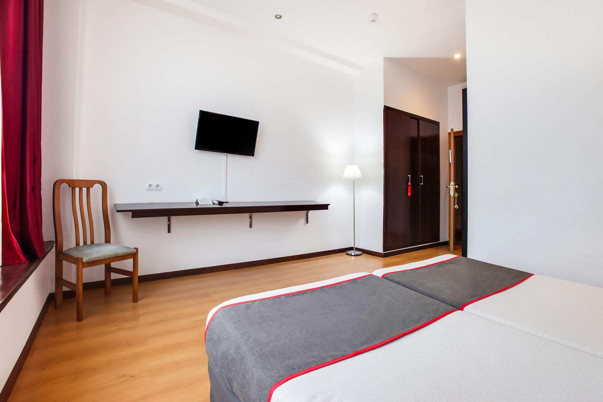 Oyo Hotel Parque Empresarial أفيليس المظهر الخارجي الصورة