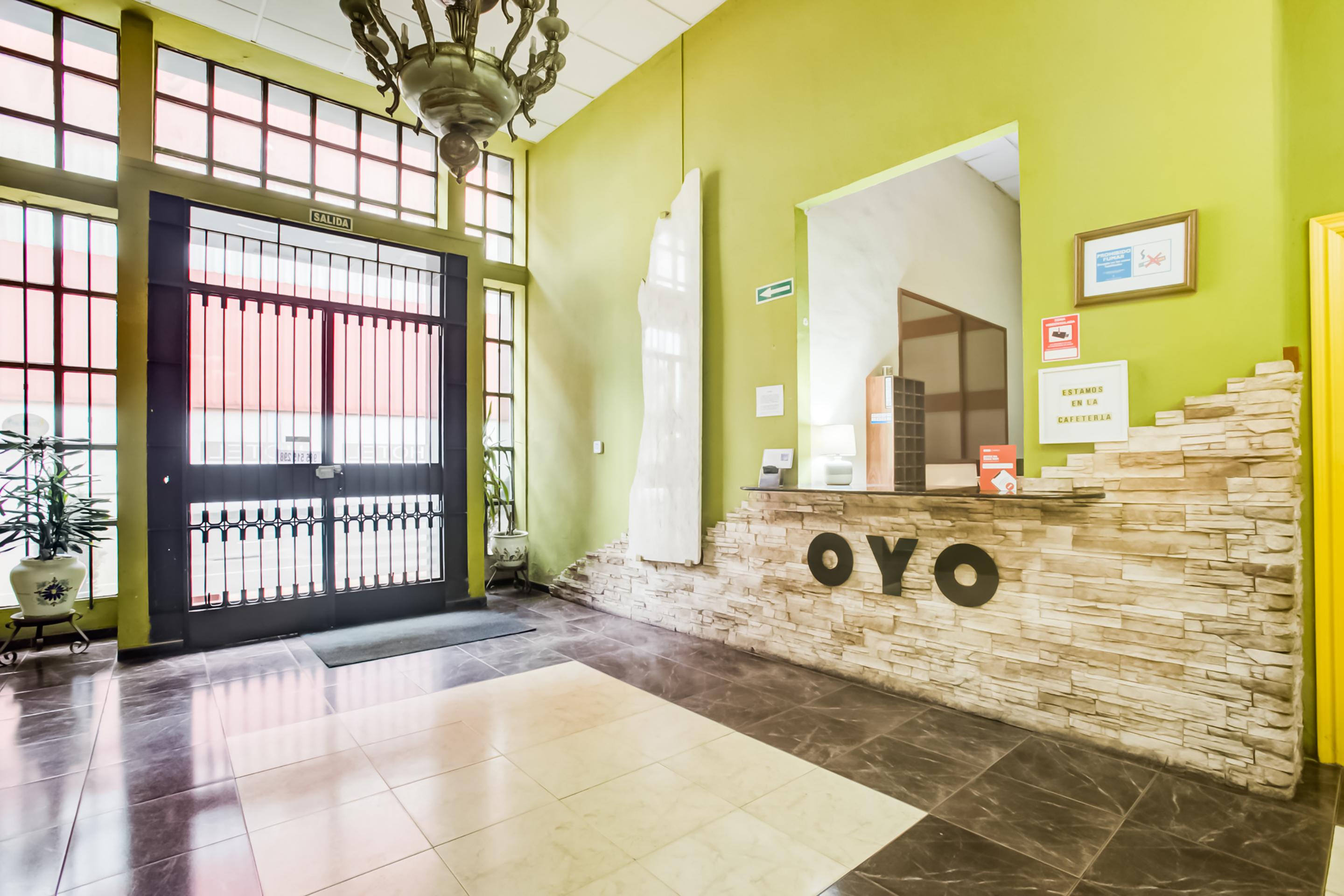 Oyo Hotel Parque Empresarial أفيليس المظهر الخارجي الصورة